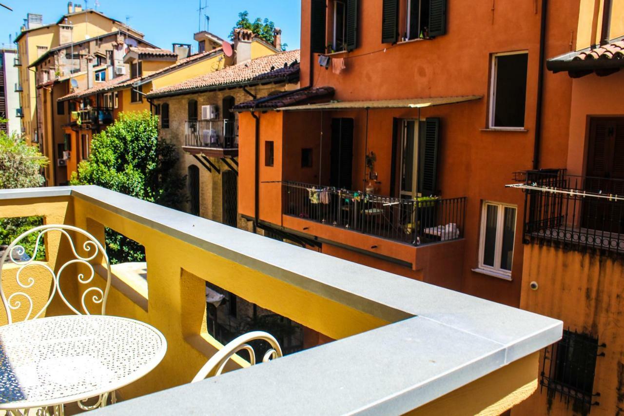 B&B La Finestra Sul Canale Bolonia Exterior foto